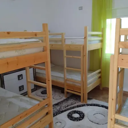 Bujtina Bego Corovode