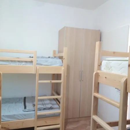 Bujtina Bego Bed & Breakfast *