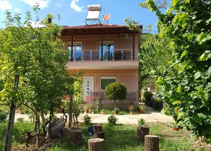 Bujtina Bego Couette-café