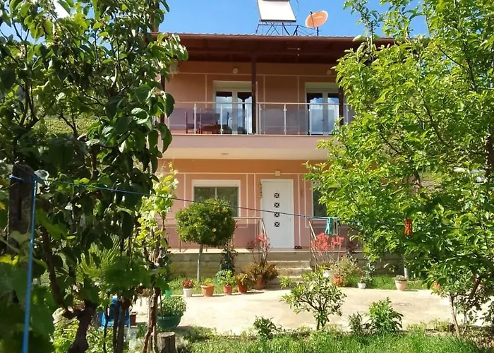 住宿加早餐酒店 Bujtina Bego Zhaban